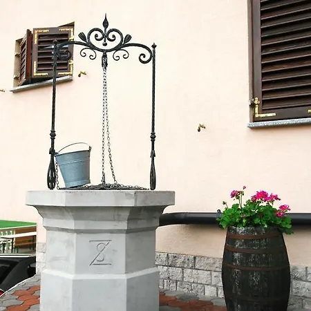 Apartment Zule *