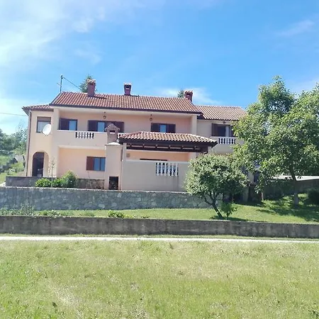 Zule Apartment Roč